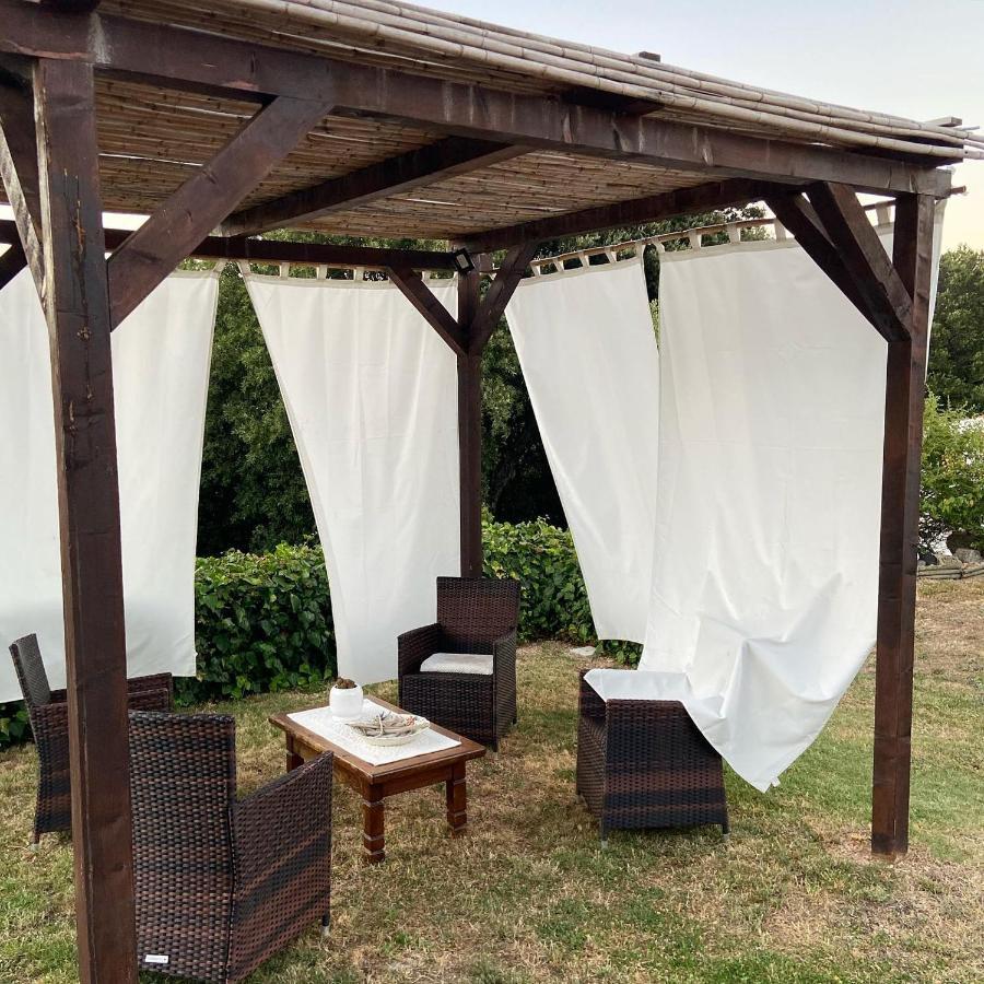 B&B La Tasgia Aggius ภายนอก รูปภาพ