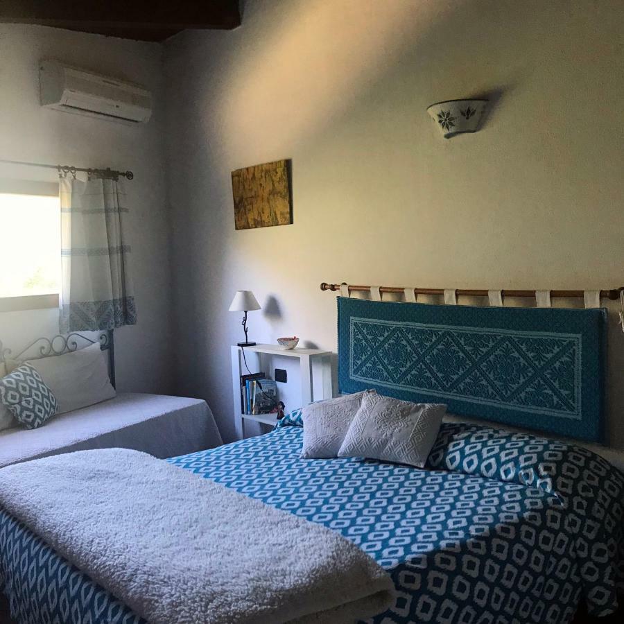 B&B La Tasgia Aggius ภายนอก รูปภาพ